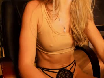 webcam girl linellali live cam image #3008590