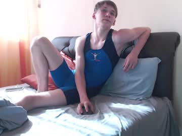 webcam man im_tommy live cam image #2934041