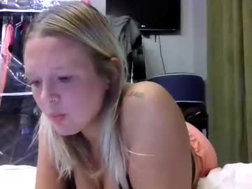 webcam girl lilmspeachhh live cam image #3603859