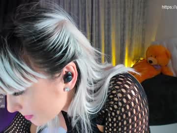 webcam girl aliessia live cam image #1444785