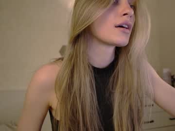 webcam girl fflloowweerr live cam image #6274709