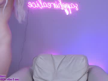 webcam girl sapphirealice live cam image #2414398