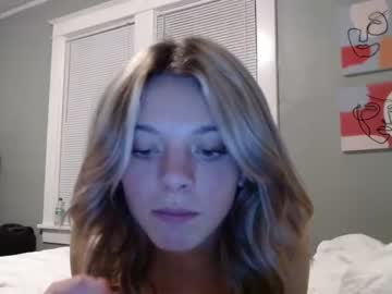 webcam girl lily_marieee live cam image #3950098