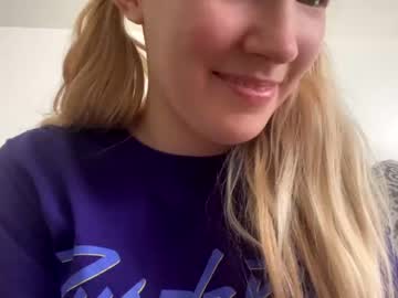 webcam girl mariah95 live cam image #2155845