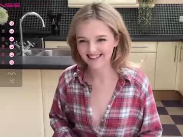 webcam girl lucydelovely live cam image #4224626