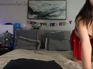 webcam couple ari_lovexo live cam image #3419465