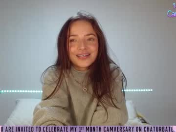 webcam girl gabrielaa_18 live cam image #3621104