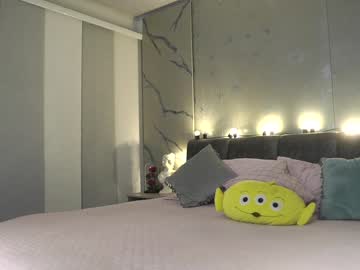 webcam girl nina_mon live cam image #6599407