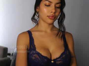 webcam girl itsssssssme_lana live cam image #5695371