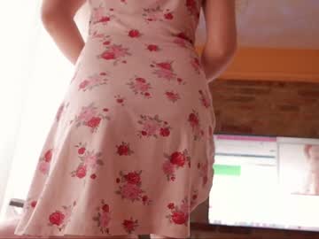 webcam girl clementine__ live cam image #6733800