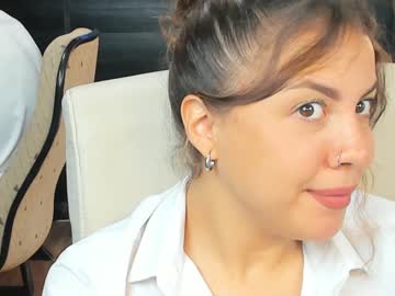 webcam girl daily_stories live cam image #4401705