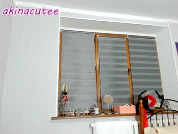 webcam girl akino_17 live cam image #1021190