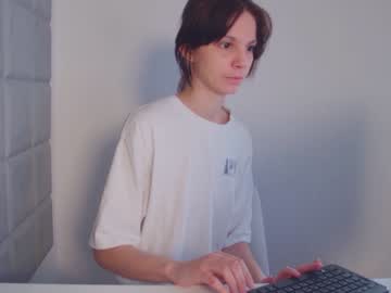 webcam girl careful_i_bite live cam image #5851736