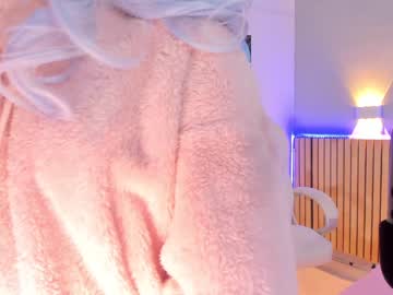 webcam girl little_effy18 live cam image #6334572