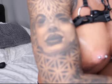 webcam girl dee_waters live cam image #3667826
