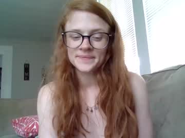 webcam couple lil_red_strawberry live cam image #6990811