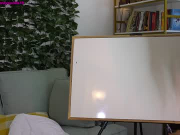 webcam girl 19honeysuckle live cam image #2431870
