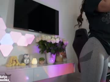 webcam girl sweety_rinushka_ live cam image #409587