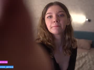 webcam girl coyness_geneva live cam image #3625434