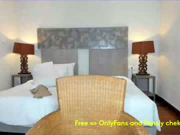 webcam girl merelin__ live cam image #2593341