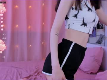 webcam girl alliesmiths live cam image #2330865