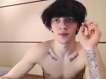 webcam man teddy_mode live cam image #1026678