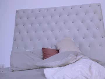 webcam girl iamjoyxs live cam image #2199805