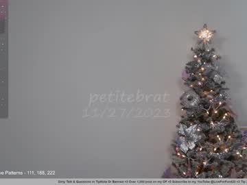 webcam girl petitebrat live cam image #5830701
