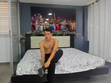 webcam man fuckboys_hot live cam image #3458603