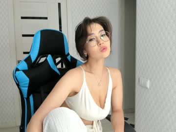 webcam girl mei_tin live cam image #2417692