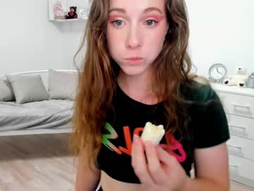 webcam girl jul_jul_jul live cam image #4944280