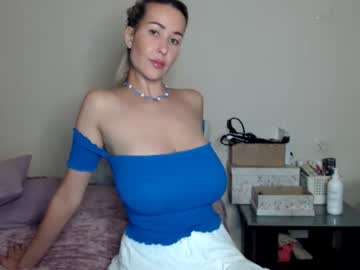 webcam girl hugetittiesgerda live cam image #1932948