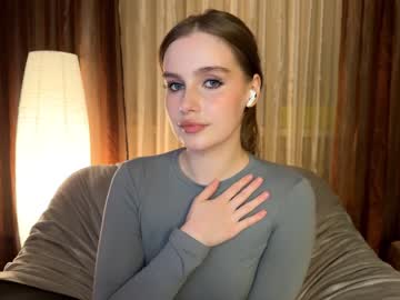 webcam girl cute_siberian_girl live cam image #6643204