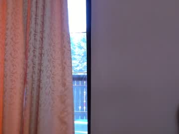 webcam girl elaanna live cam image #1103921