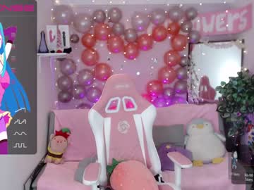 webcam girl kloeking_ live cam image #3529284