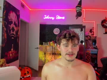 webcam man thejohnnystone live cam image #2810564
