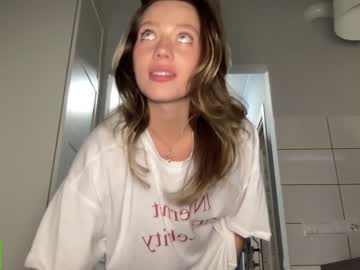 webcam girl angel_from_sky live cam image #6989578