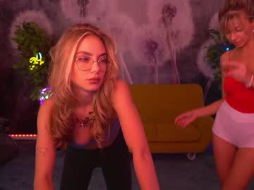 webcam couple kira0541 live cam image #2737578