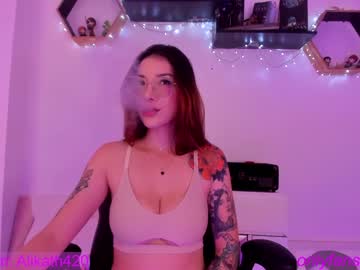 webcam girl thecosmicgirl live cam image #6239626