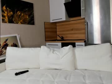 webcam girl annaestradae live cam image #4355532