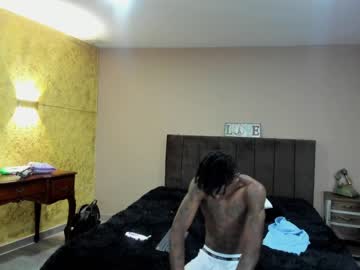 webcam couple travis_and_marilyn live cam image #2515501