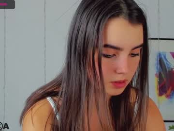 webcam girl nika_la live cam image #1042052