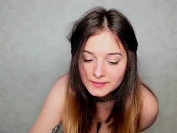webcam girl oladushek18 live cam image #4109839