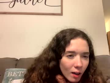 webcam girl kylieexoxoxo live cam image #6301402