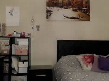 webcam girl hugetittiesgerda live cam image #3108371