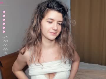 webcam girl lorahartill live cam image #6352804
