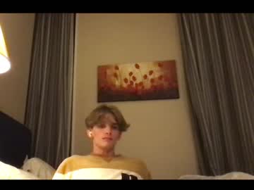 webcam man therealleogates live cam image #4128609