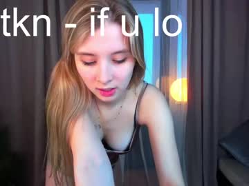 webcam girl milablush live cam image #3666521