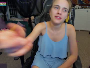 webcam couple rose_carter live cam image #2437994