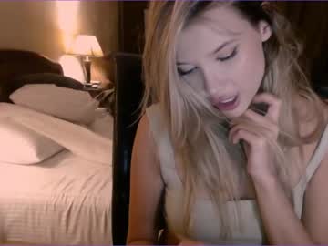 webcam girl bitter_moon live cam image #3254777